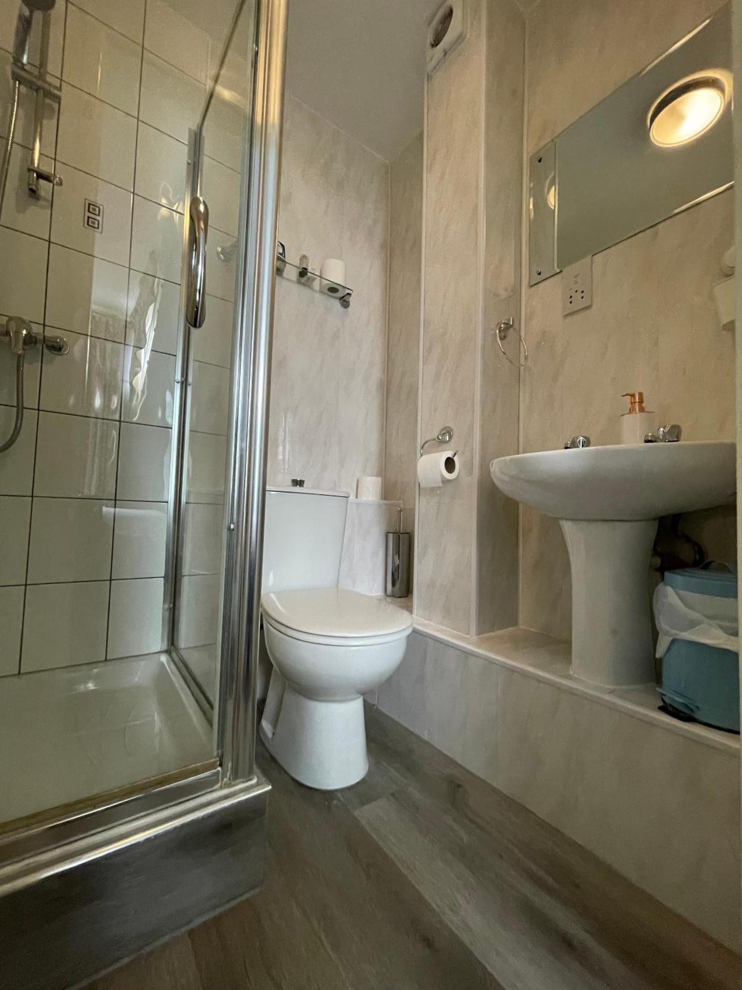 Burton Villa Guest House York Ngoại thất bức ảnh